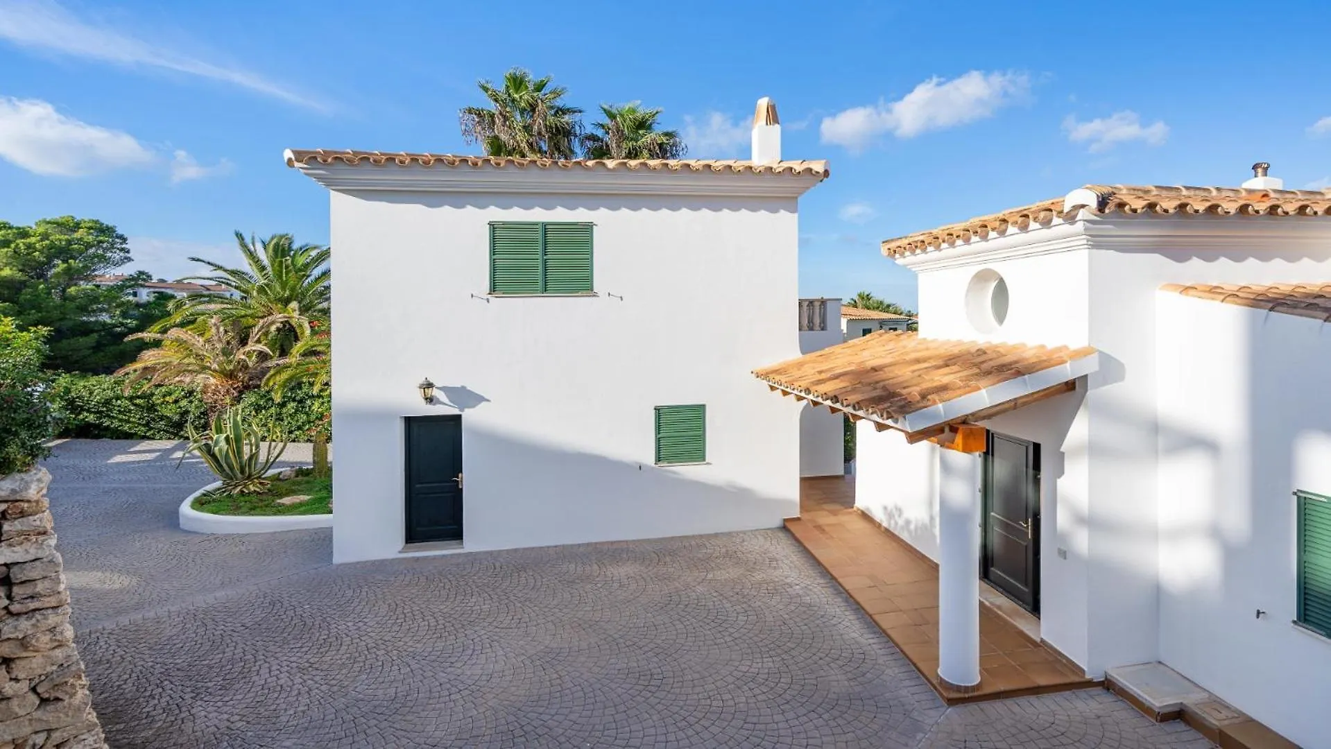 Villa Alma De Mar - Exceptional Villa With Marina Views & Pool Port d'Addaia
